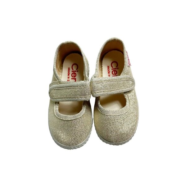 Cienta Other - Cienta Gold Canvas Mary Jane Sneakers